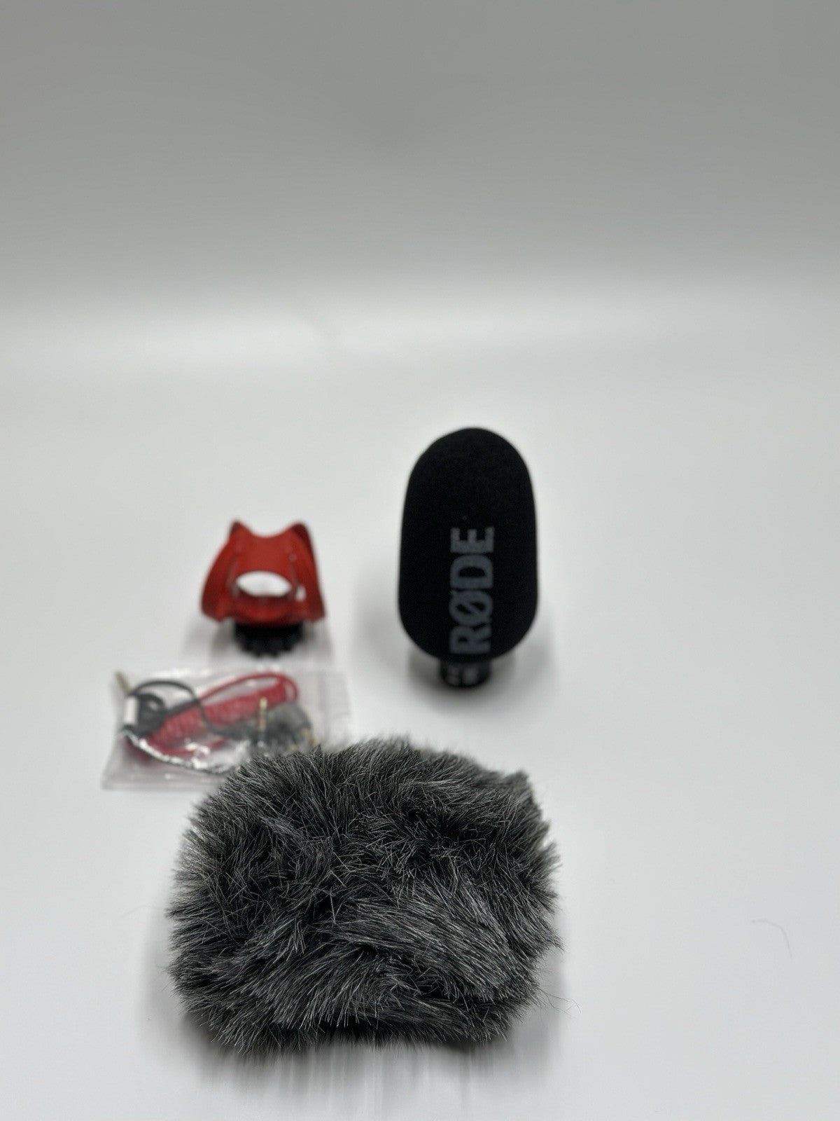 Rode VideoMicro Compact On-Camera Microphone with Rycote Lyre Shock Mount
