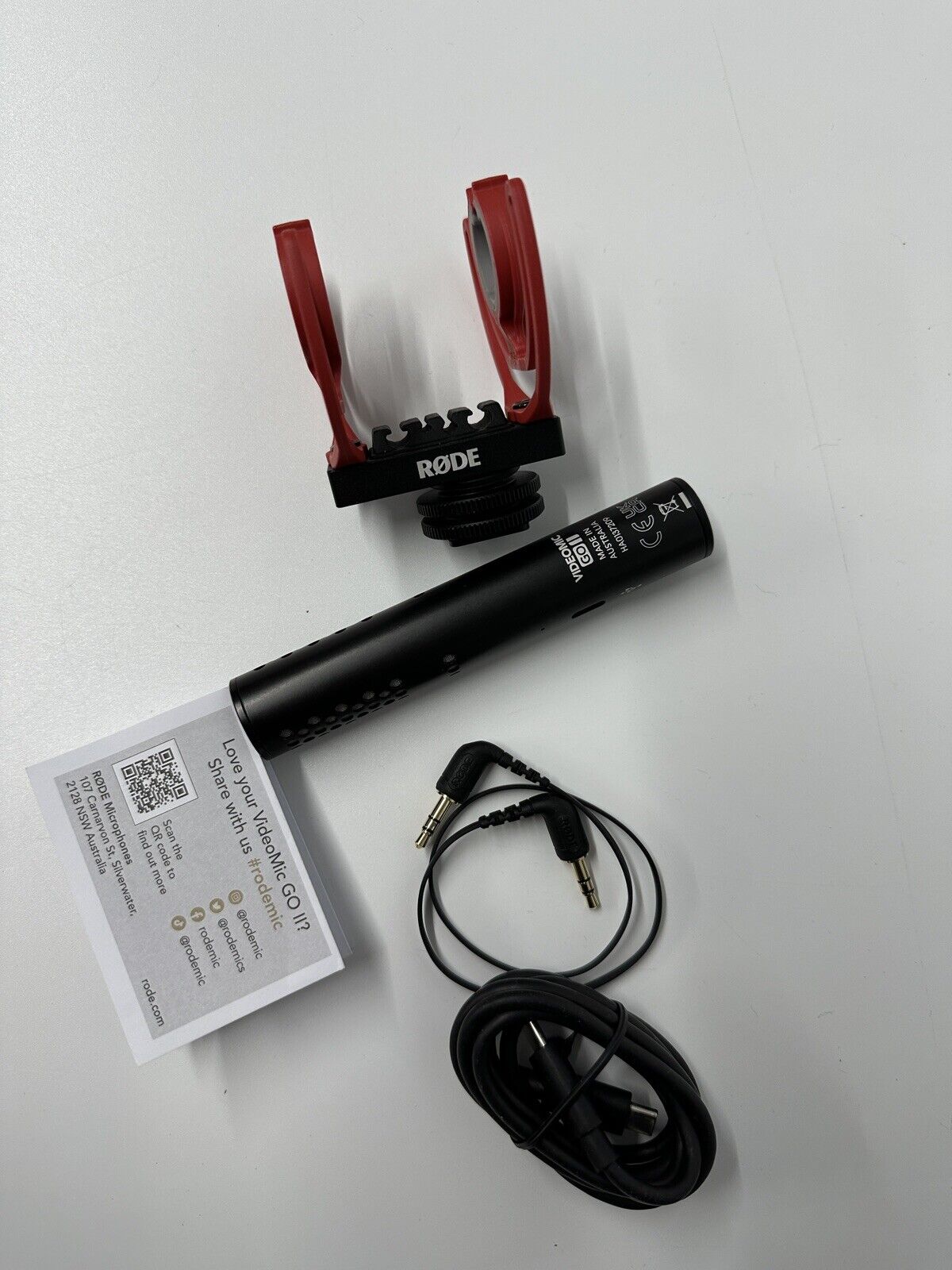 Rode Videomic Go II Directional Microphone - Black/Red Foam Windshield Missing