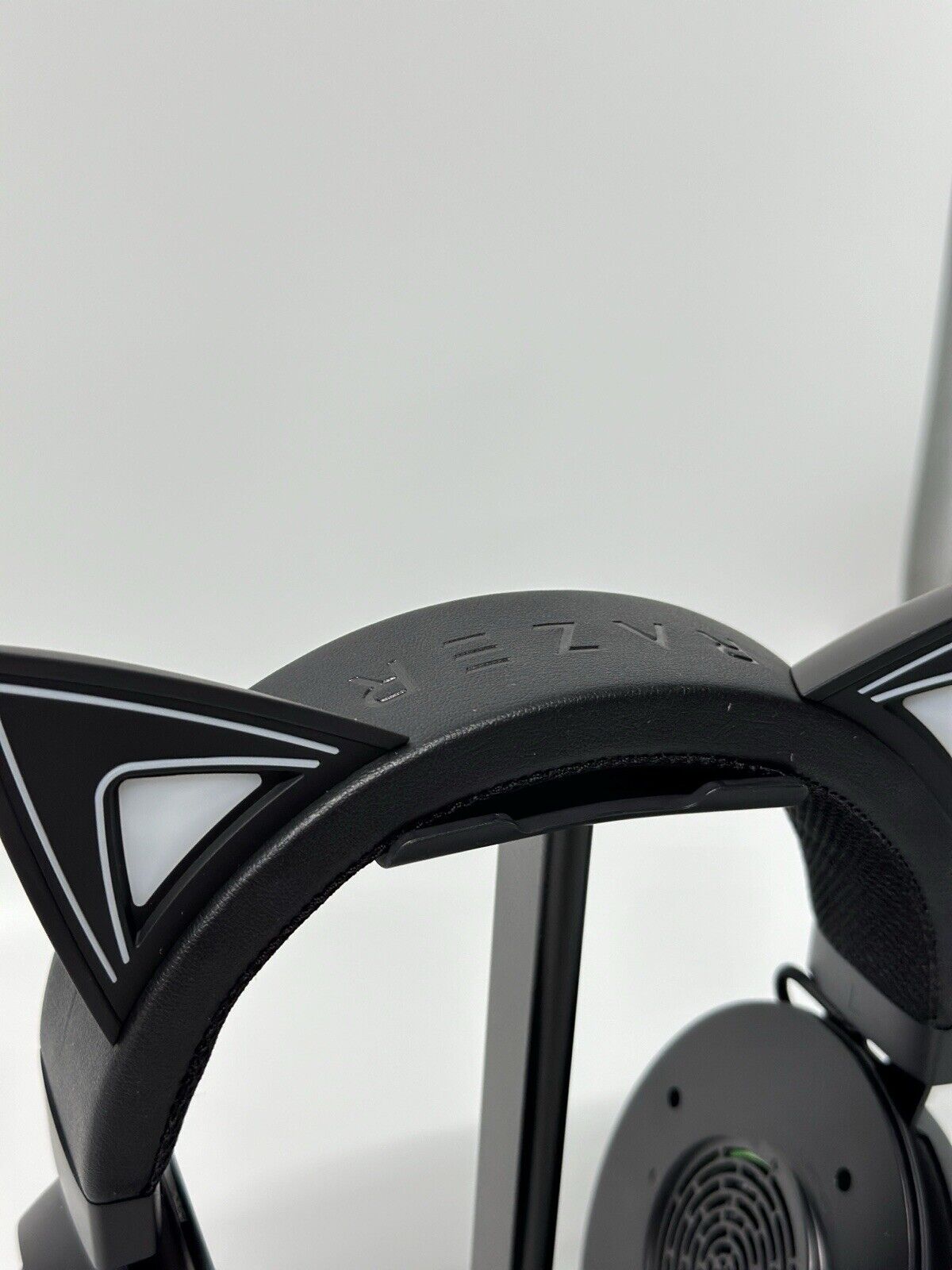 Razer Kraken Kitty Edition (no ear cups) - black