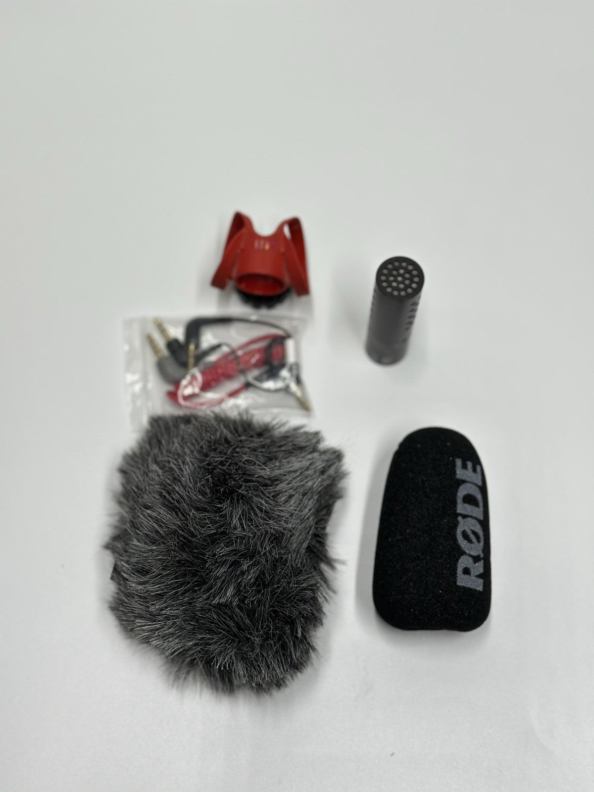 Rode VideoMicro Compact On-Camera Microphone with Rycote Lyre Shock Mount