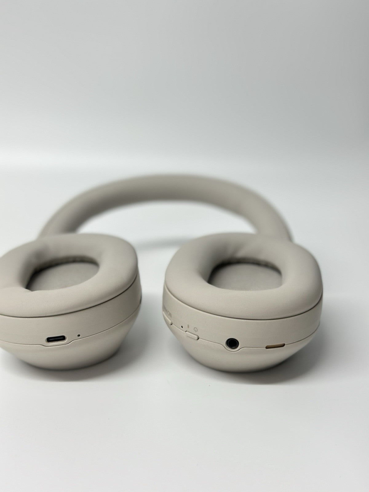 Sony WH-1000XM5 Wireless Ear-Cup Headphone - Silver