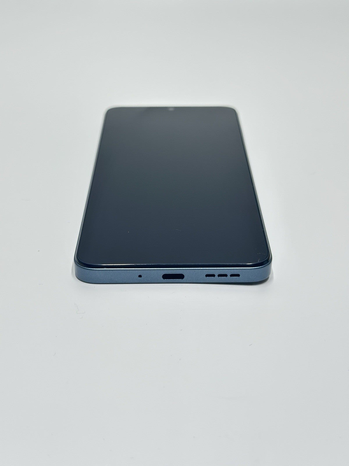 Poco C65 – 256GB ROM / 8GB RAM – Blue