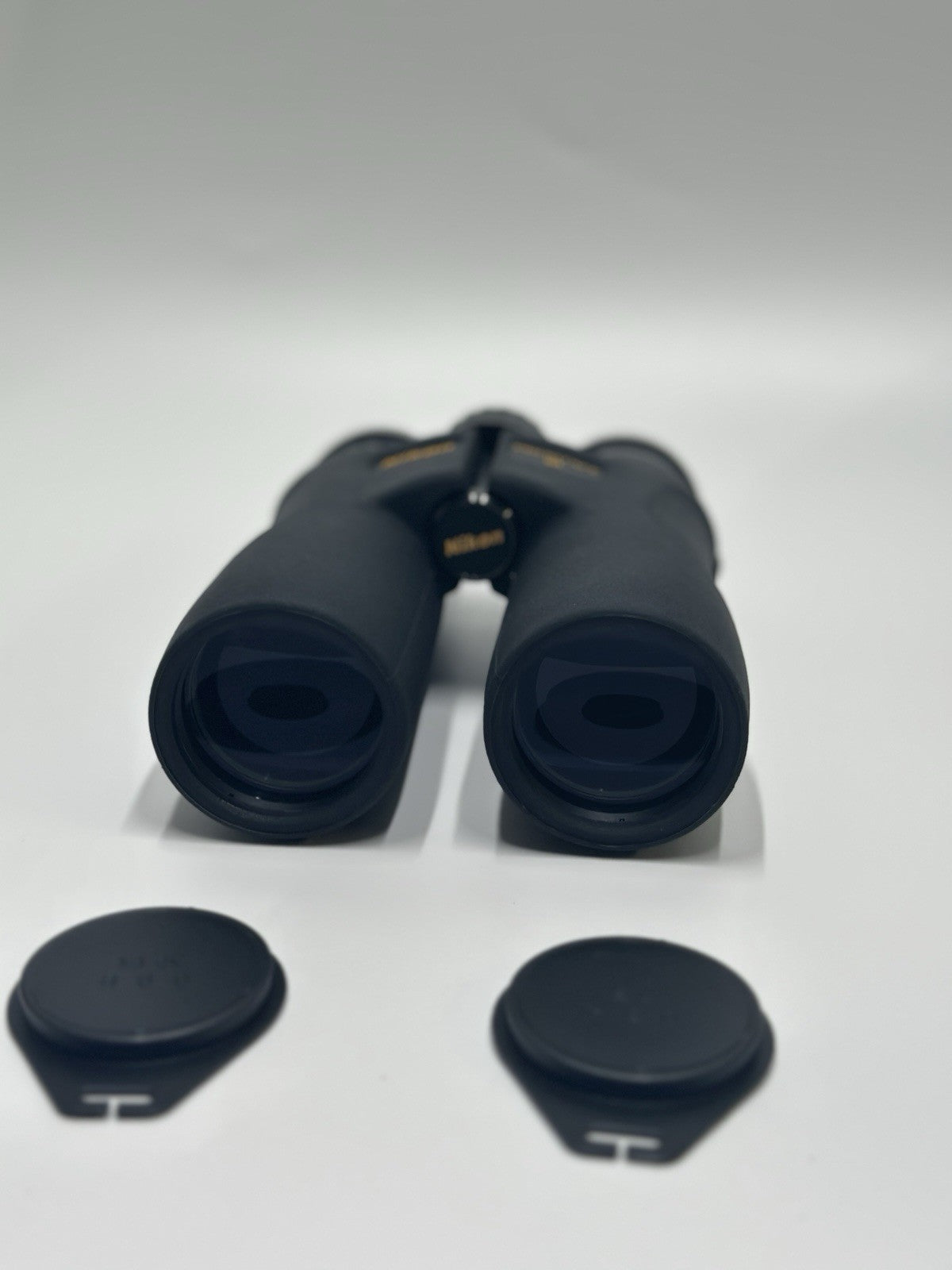 Nikon Prostaff 5 10x42 Binoculars MC Roof/Dach Prism- Grade A