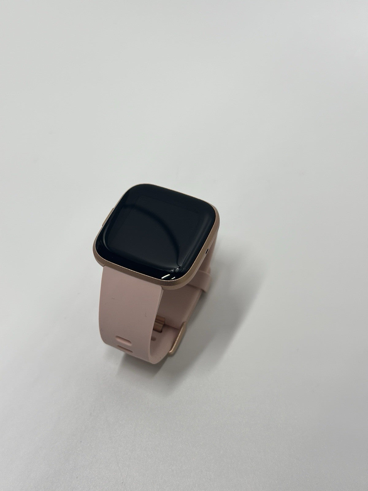 Fitbit Versa 2 Health & Fitness Smartwatch with Voice Control - Rose Gold