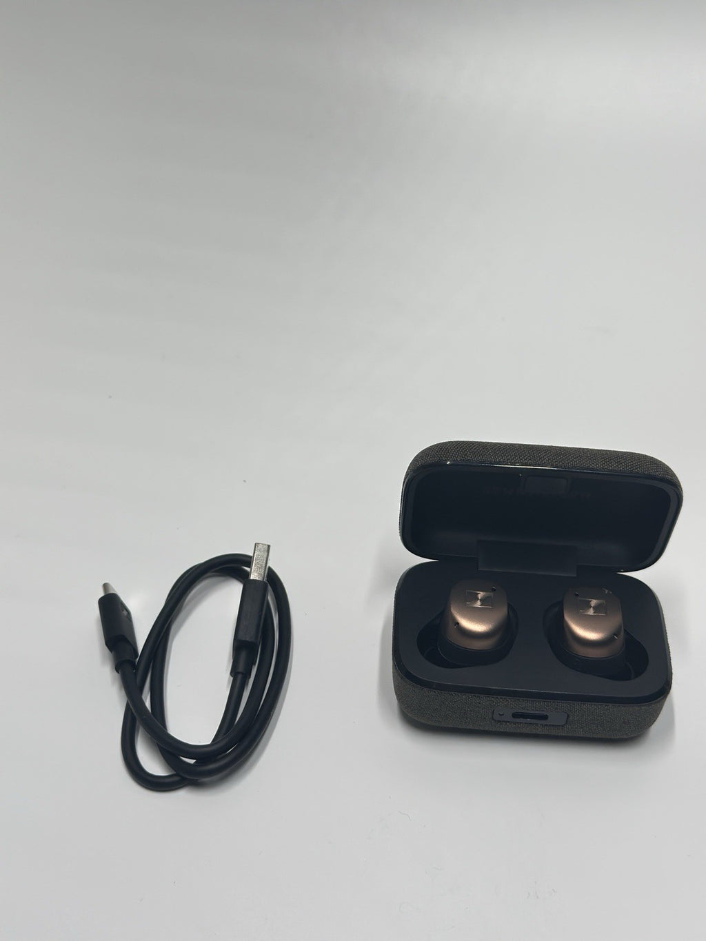 Sennheiser True Wireless MOMENTUM 4 Earbuds - Black Copper