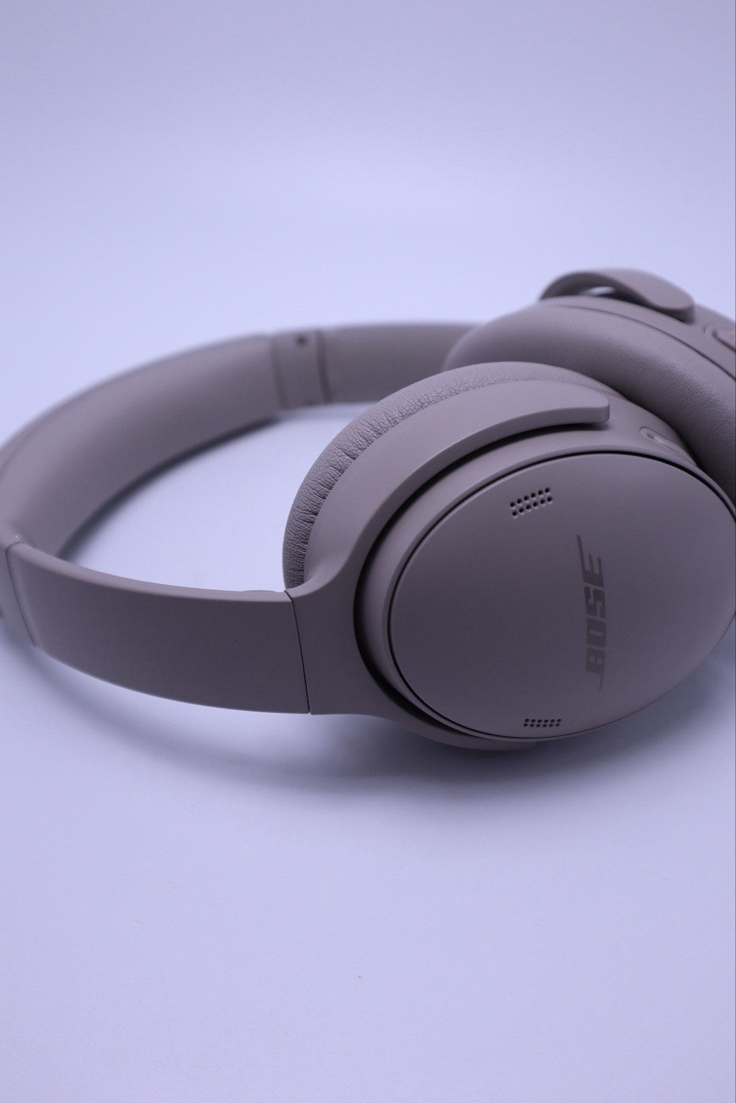 Bose QuietComfort 45 Wireless Over-Ear Headset - Smoke White