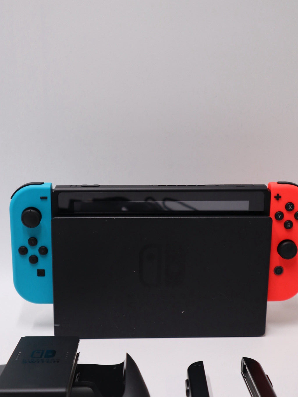Nintendo Switch Joy-Con 32GB Video Game Console - Neon Red/Neon Blue/Grade A!