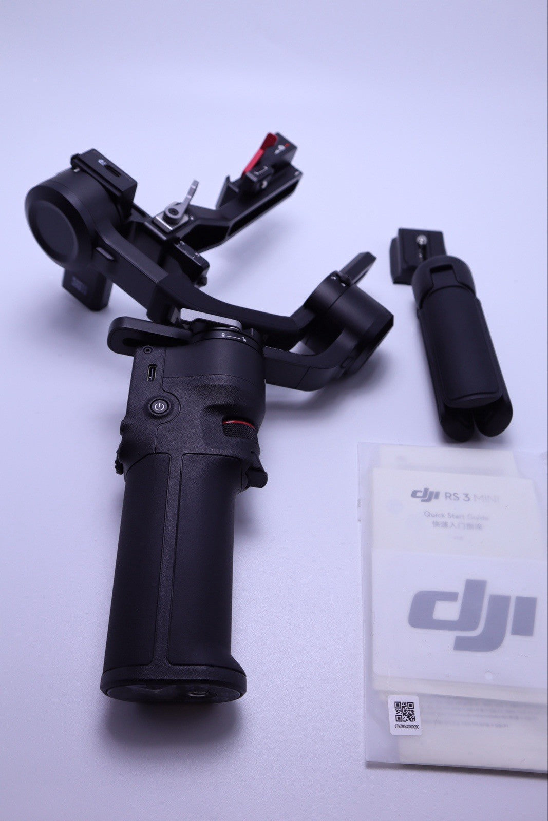 DJI RS 3 Mini Gimbal Stabilizer (CP.RN.00000294.01)- Grade A