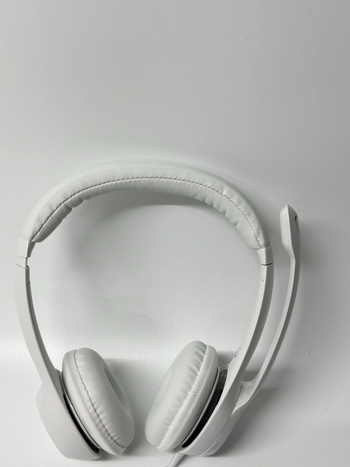 Logitech H390 USB Computer Headset - White