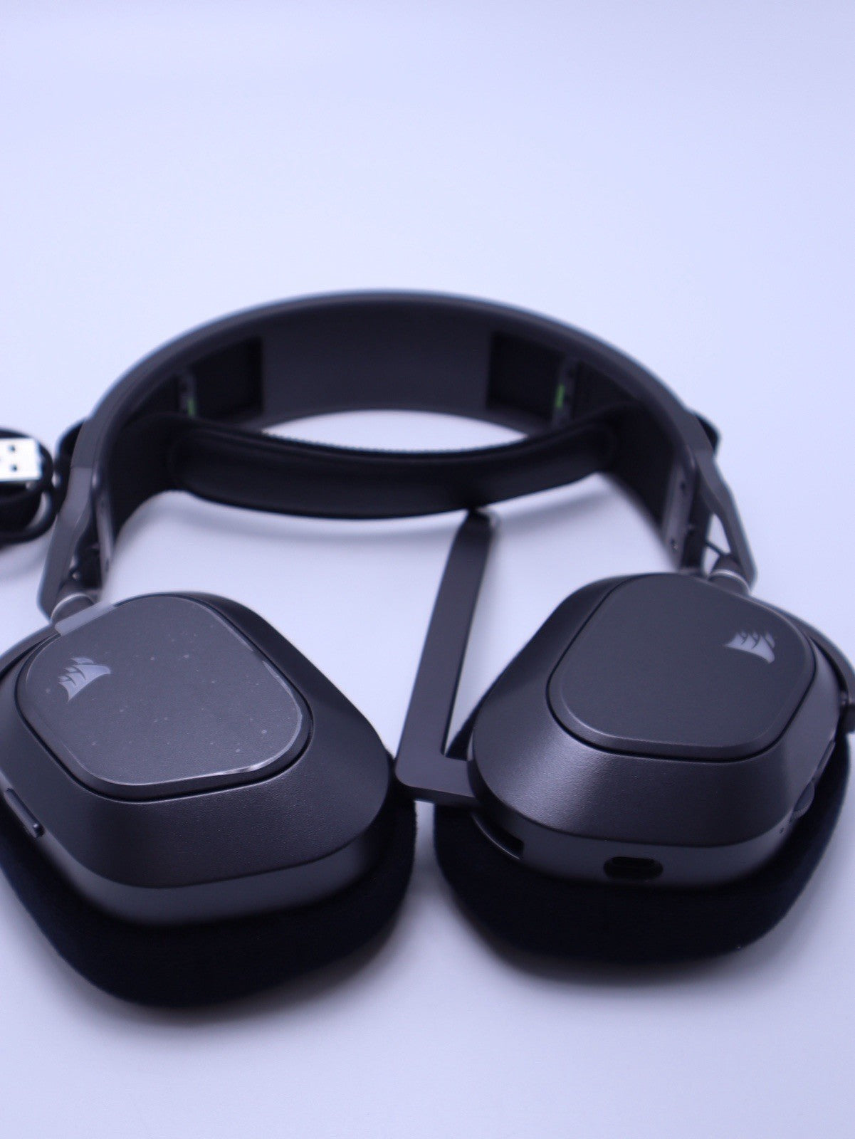 Corsair HS80 Max Bluetooth Wireless RGB On-Ear Gaming Headset Black- Grade A !