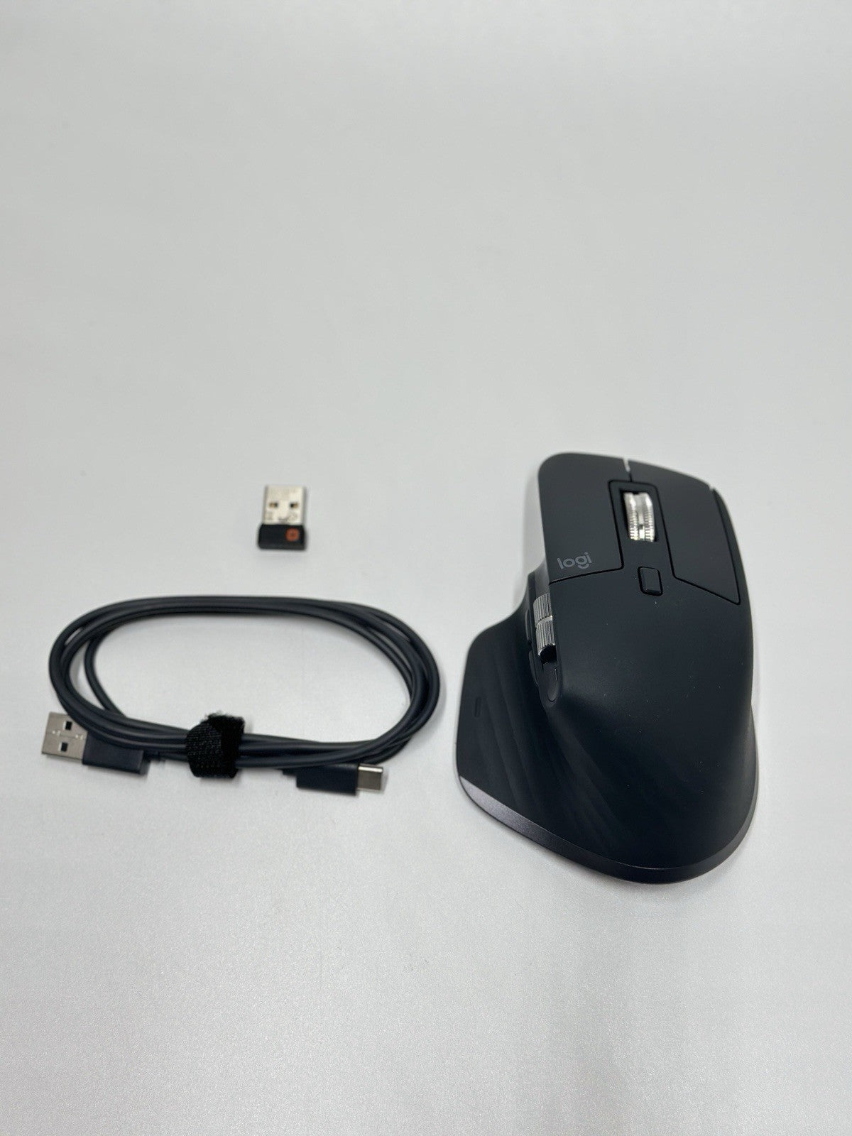 Logitech MX Master 3 Ergonomic Bluetooth Mouse - Grade A