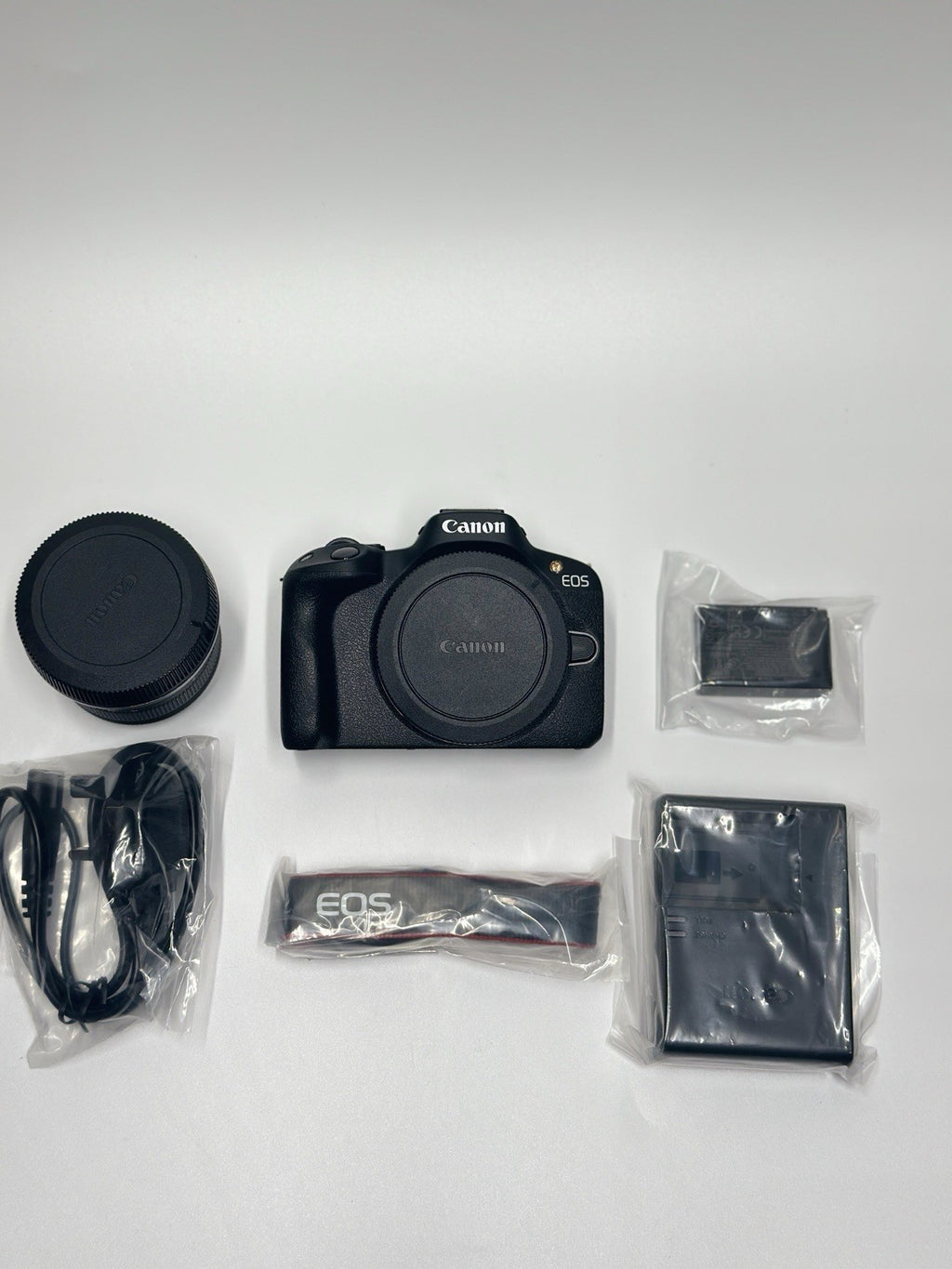 Canon EOS R50 Mirrorless Vlogging Camera (Black) w/RF-S18-45mm F4.5-6.3 is STM