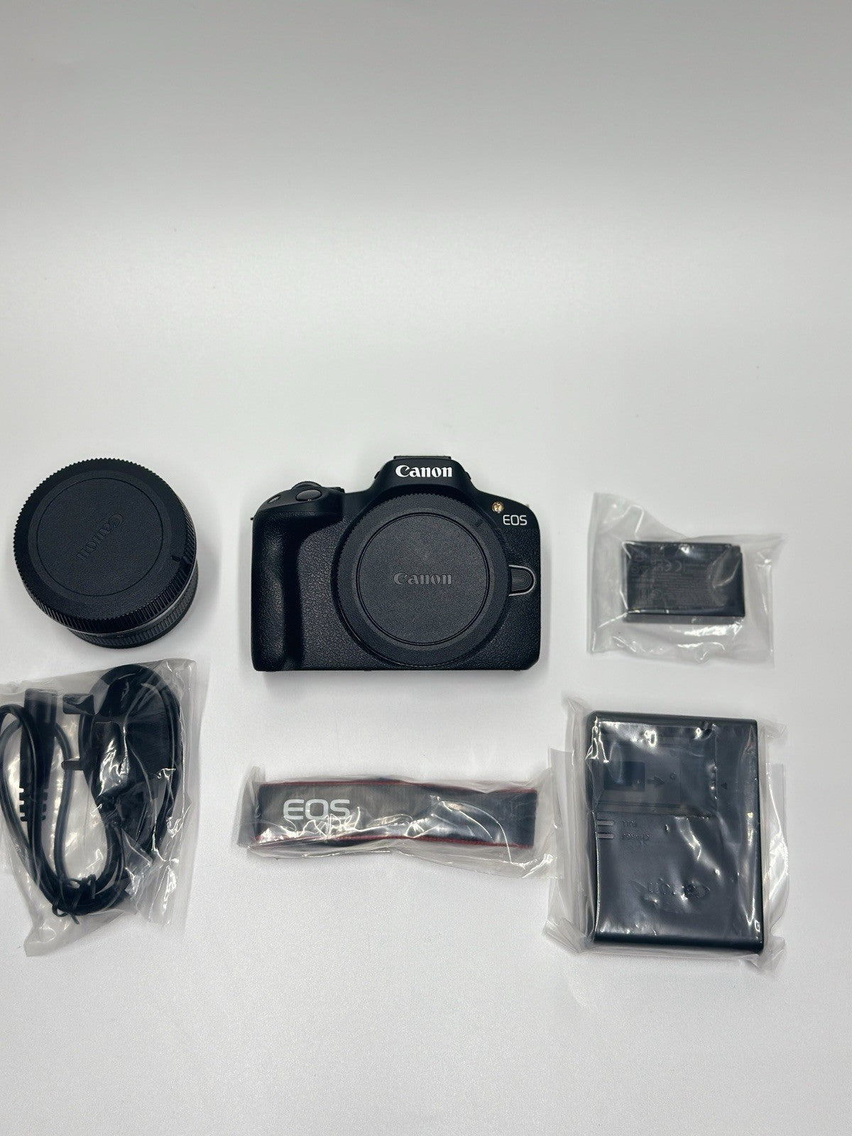 Canon EOS R50 Mirrorless Vlogging Camera (Black) w/RF-S18-45mm F4.5-6.3 is STM