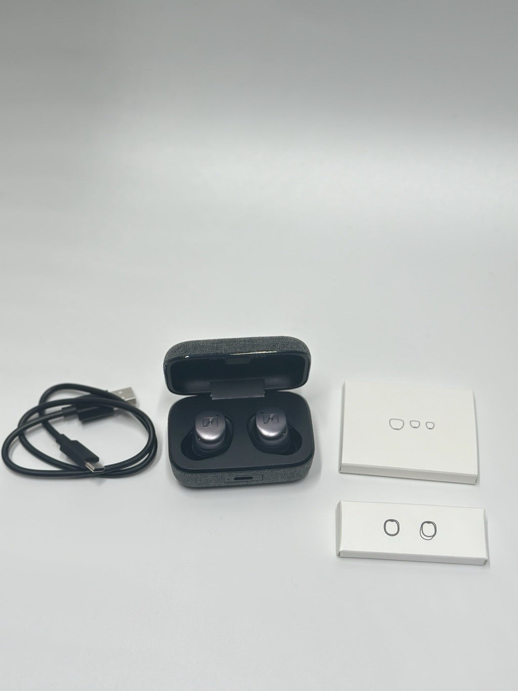 Sennheiser MOMENTUM True Wireless 3- Grade A- In-Ear Headset - Graphite