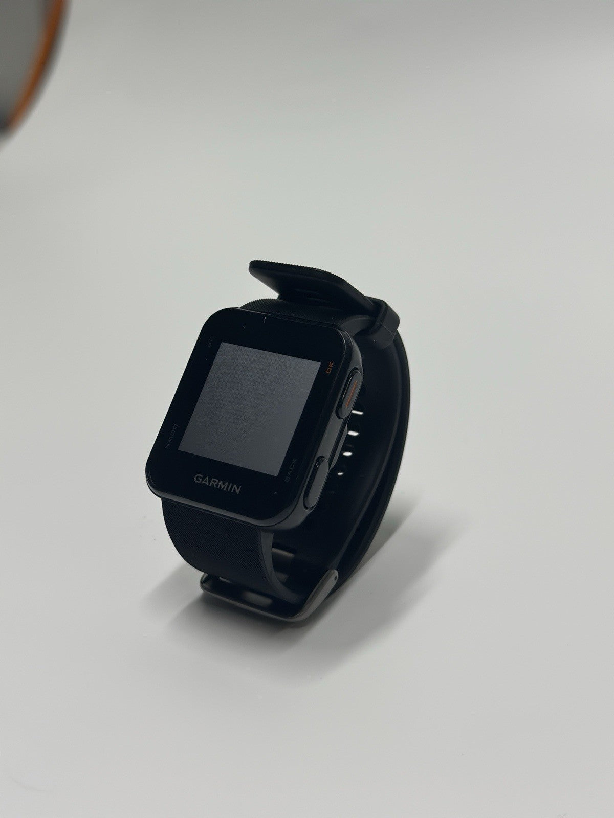Garmin Approach S10 Golf GPS Watch in Black