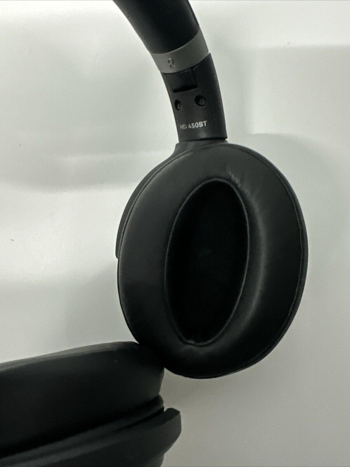 Sennheiser HD 450BT Over Ear Wireless Headphones - Black
