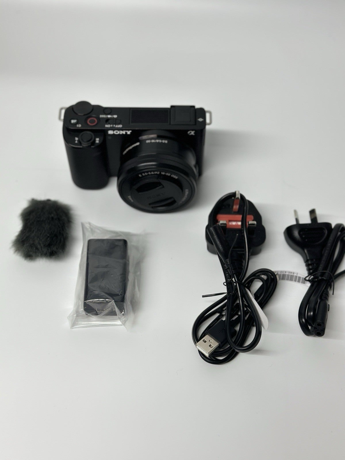 Sony Alpha ZV-E10 APS-C Interchangeable Lens Mirrorless Vlog Camera with 16-50mm