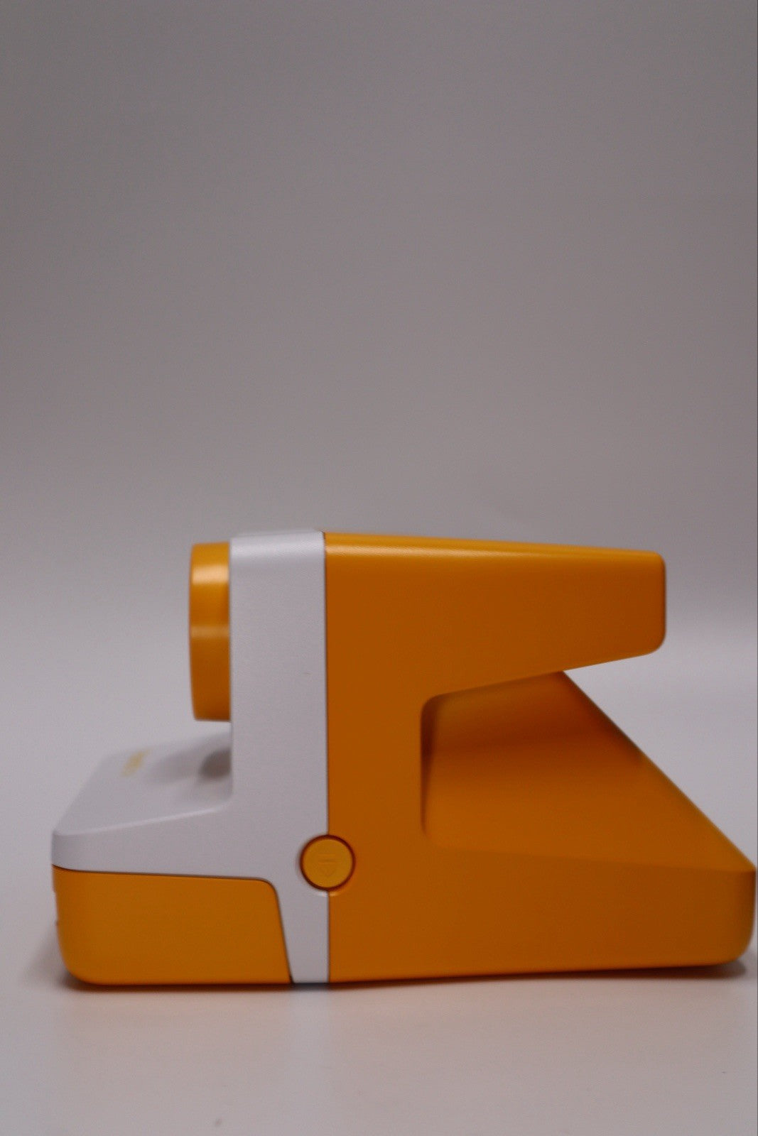 Polaroid Now Autofocus i-Type 9031 Instant Camera Mint condition