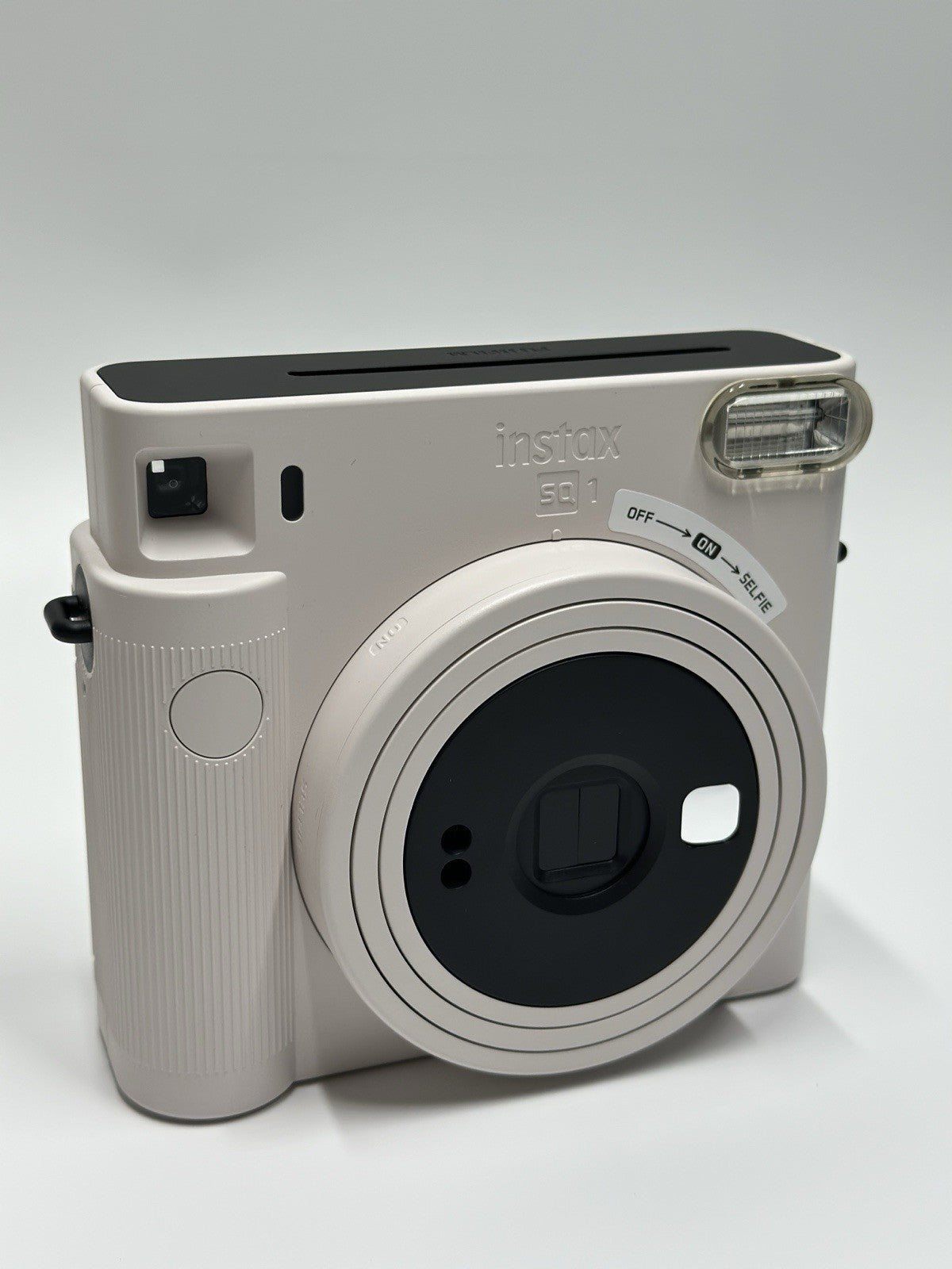Fujifilm Instax Square SQ1 Instant Film Camera - Chalk White