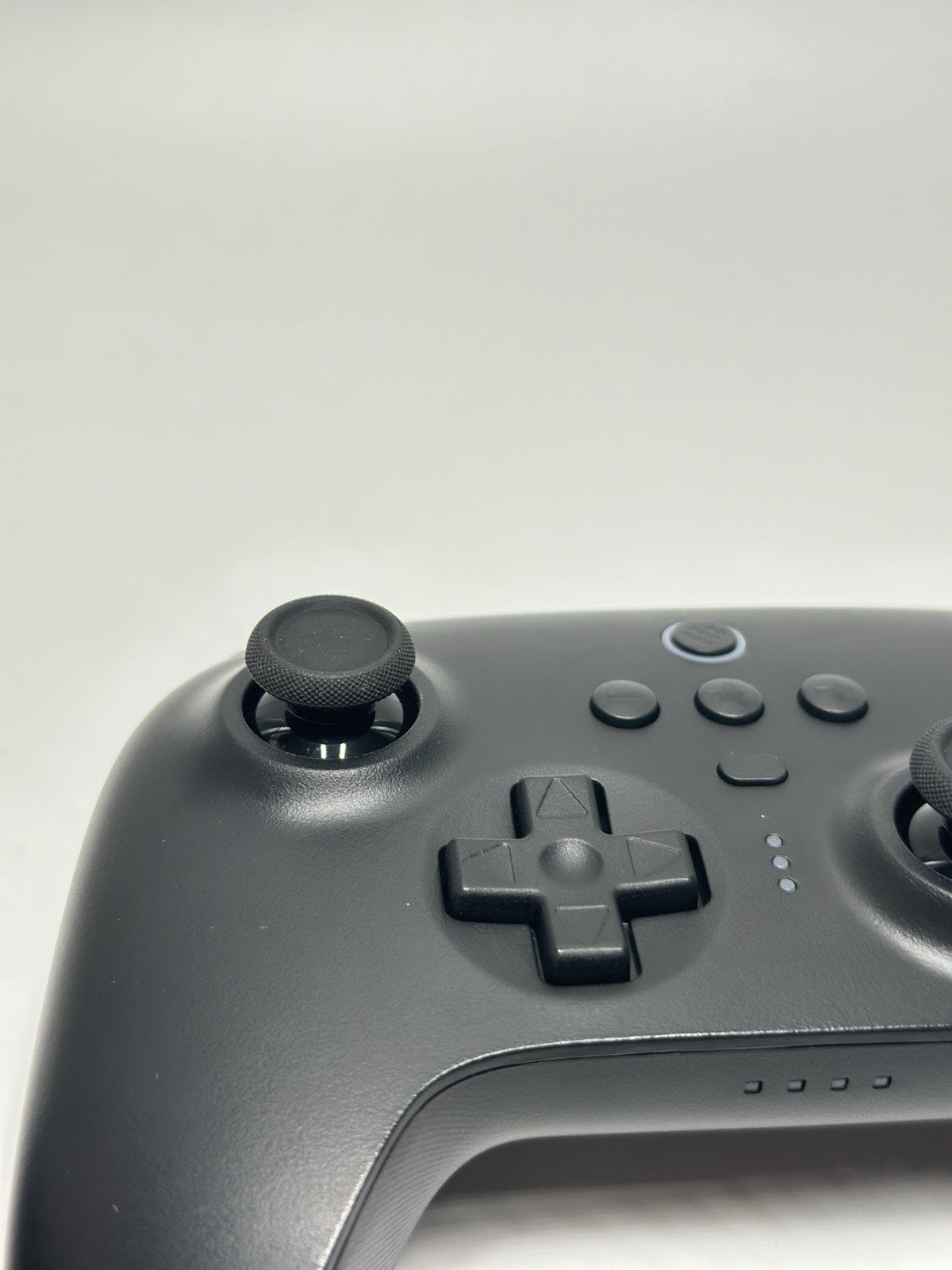 8BITDO ULTIMATE BLUETOOTH CONTROLLER - BLACK