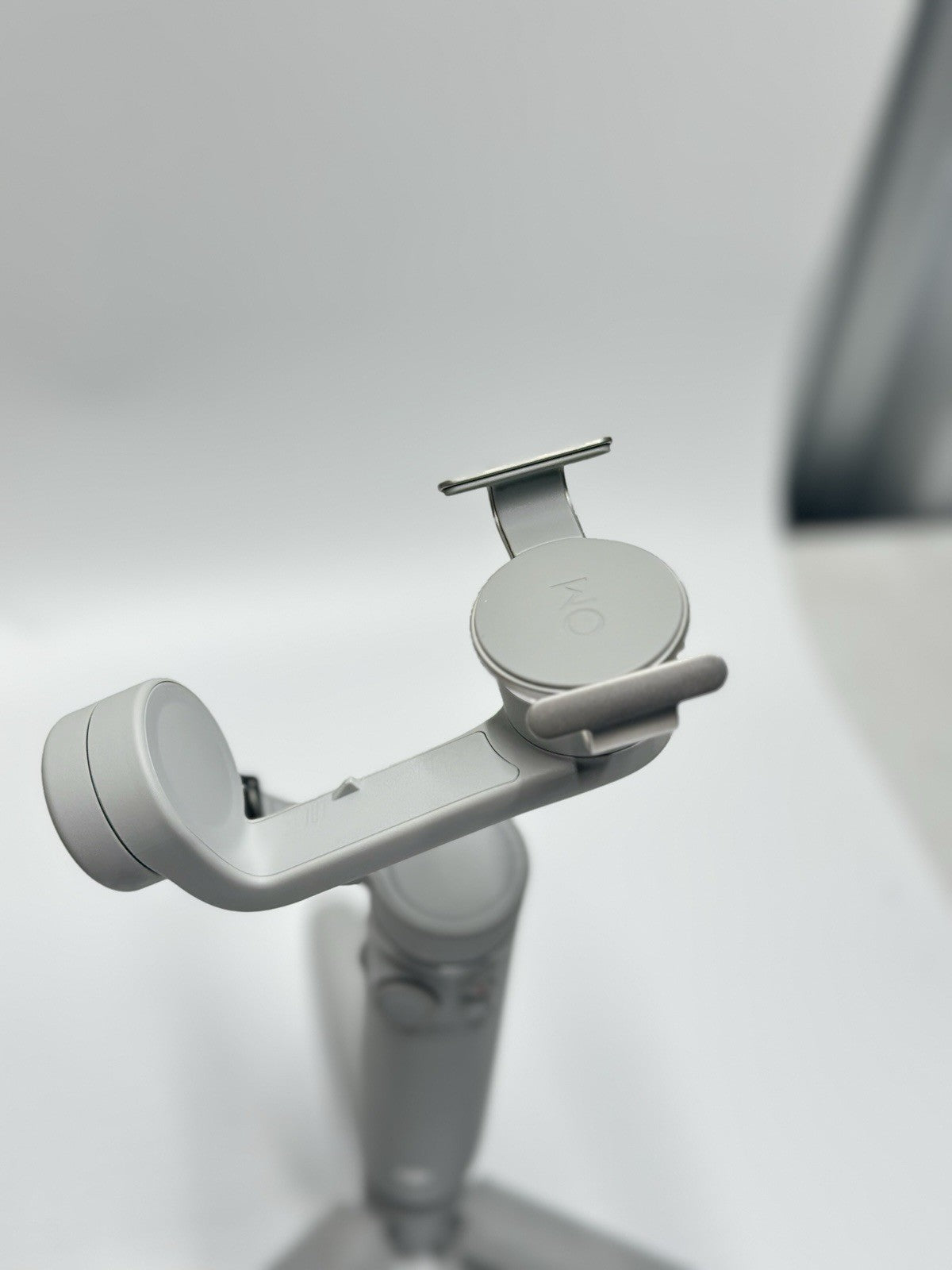 DJI OM 5 Smartphone Gimbal Stabiliser - Athens Grey