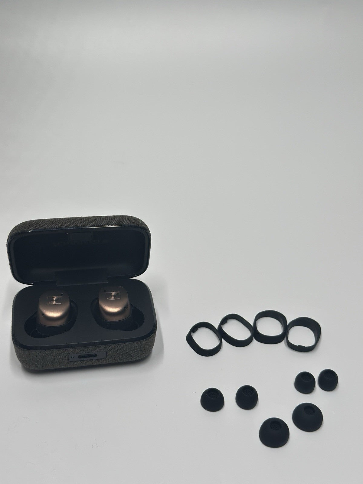 Sennheiser True Wireless MOMENTUM 4 Earbuds - Black Copper