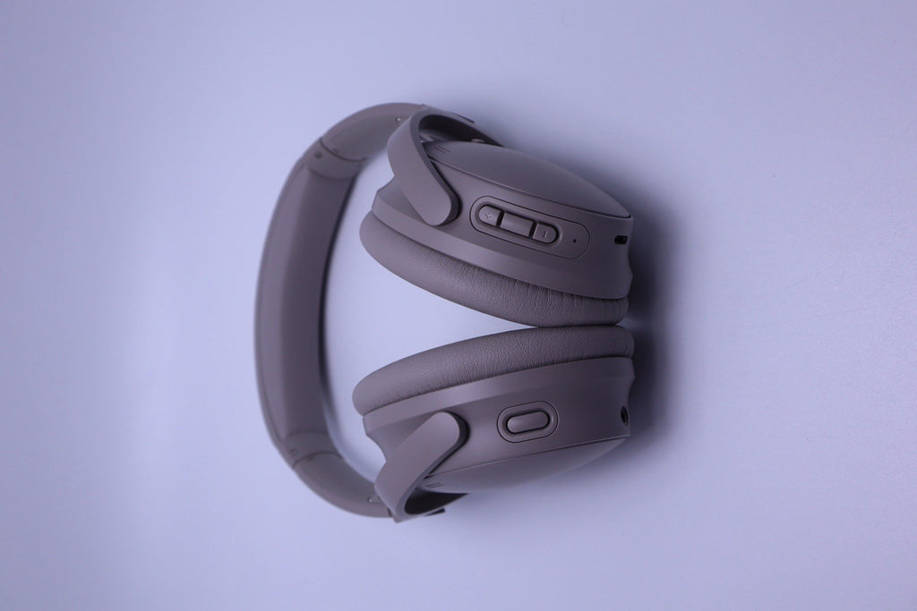 Bose QuietComfort 45 Wireless Over-Ear Headset - Smoke White