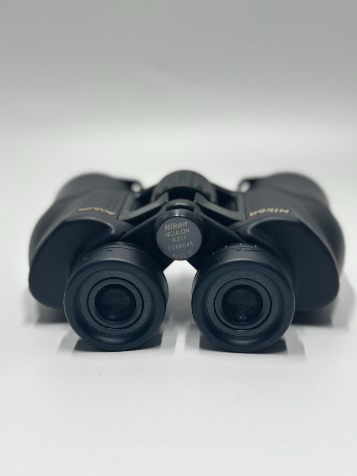 Nikon Aculon 8x42  Binoculars - Black A211- Grade A+