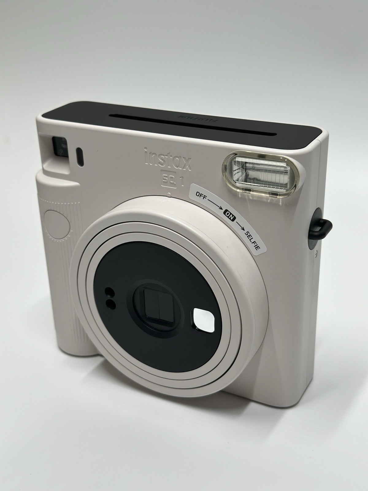 Fujifilm Instax Square SQ1 Instant Film Camera - Chalk White