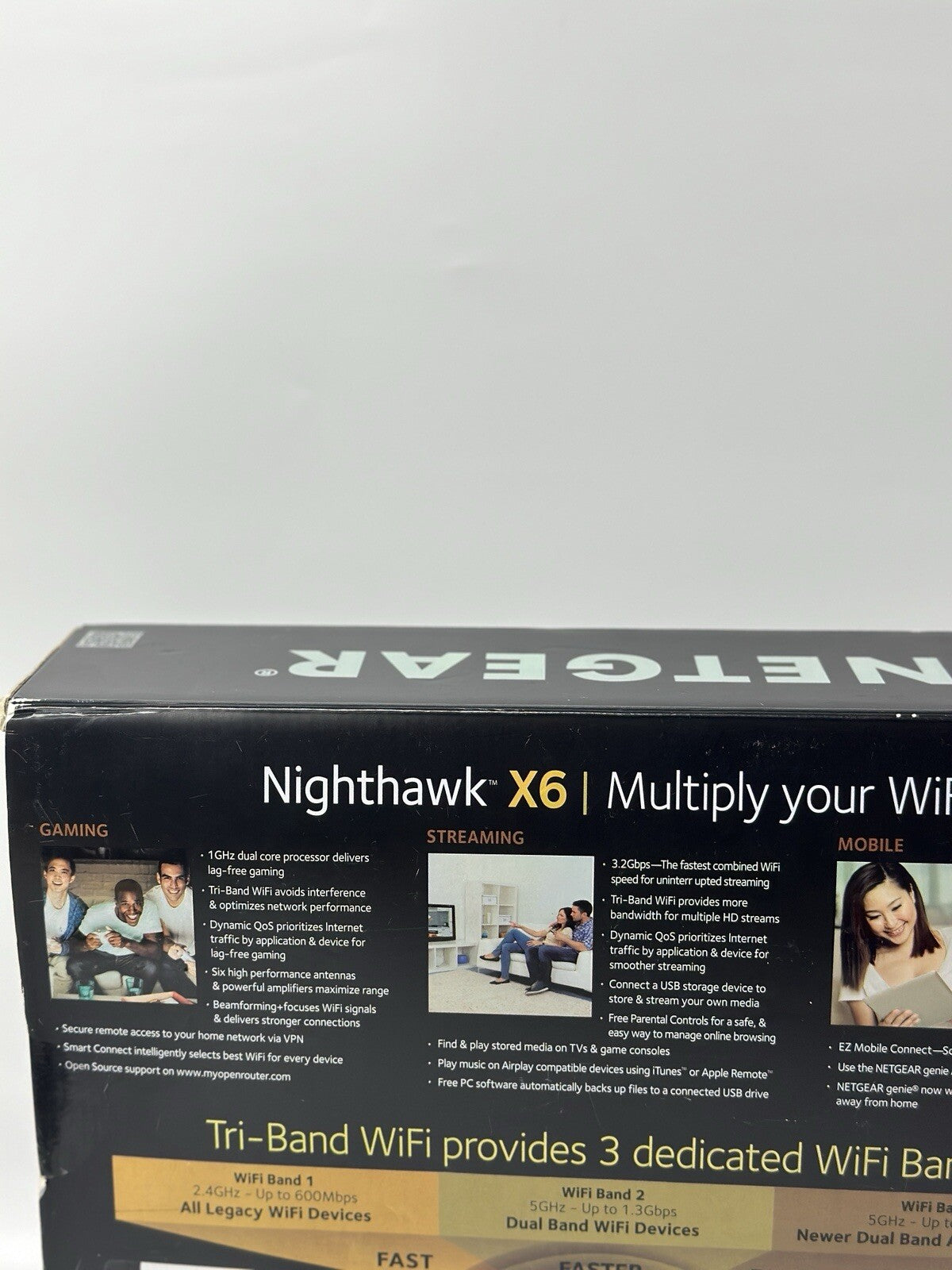 NETGEAR R8000-100UKS Nighthawk X6 Tri-Band 3.2Gbps Router - Black