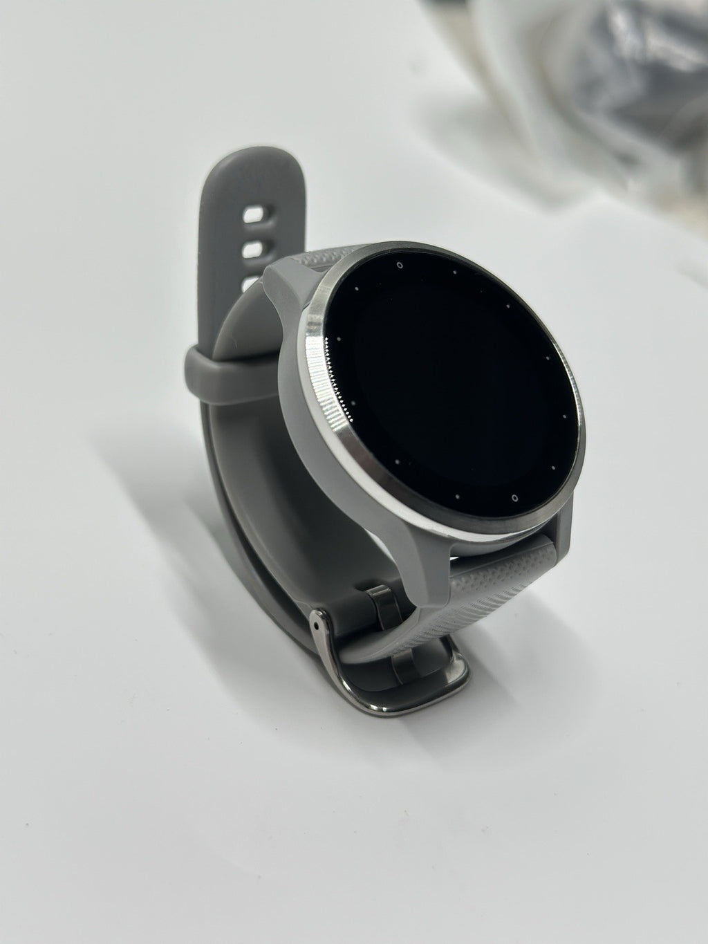 Garmin VivoActive 4S GPS Sport Watch - (0100217202)