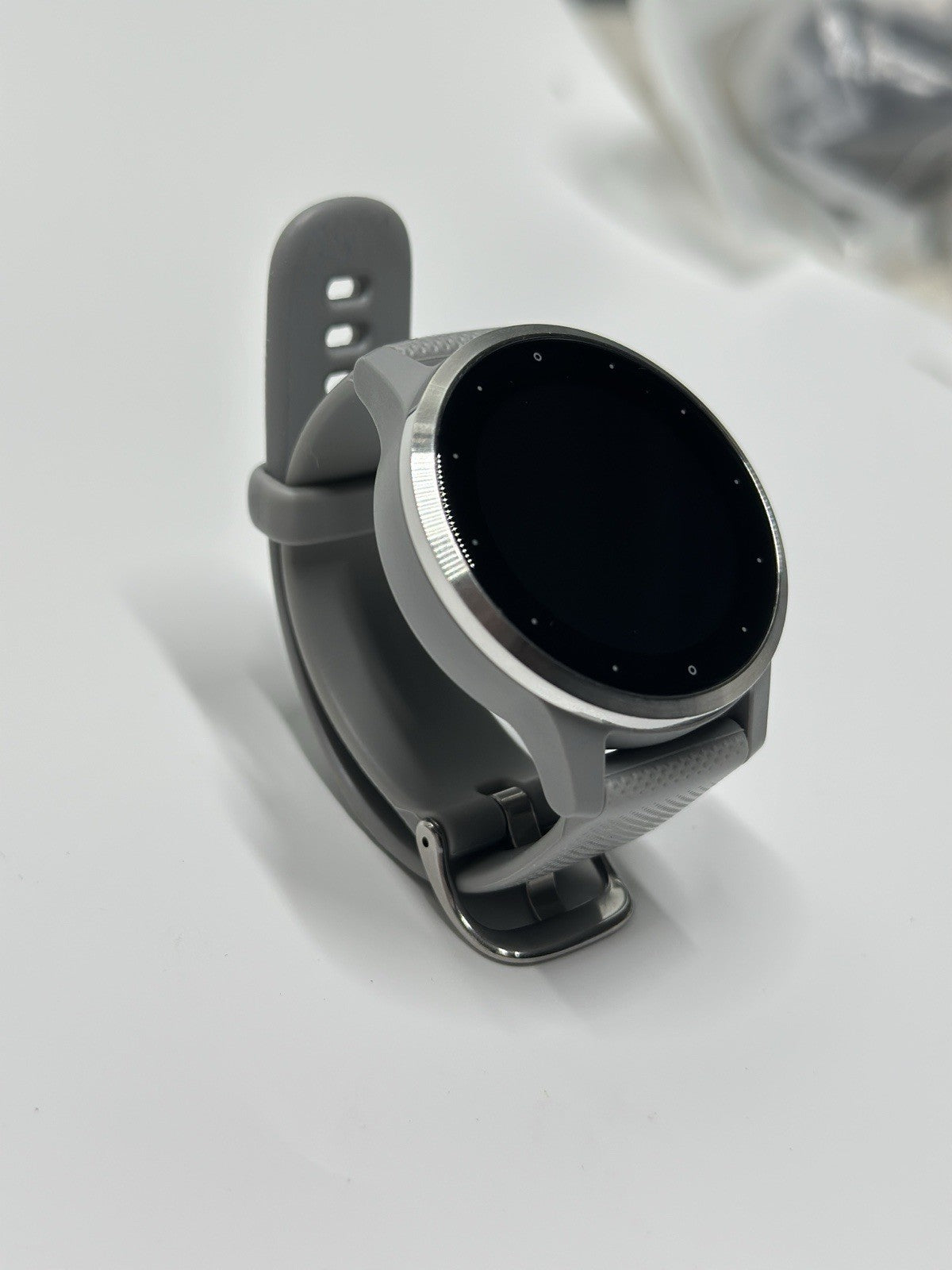 Garmin VivoActive 4S GPS Sport Watch - (0100217202)