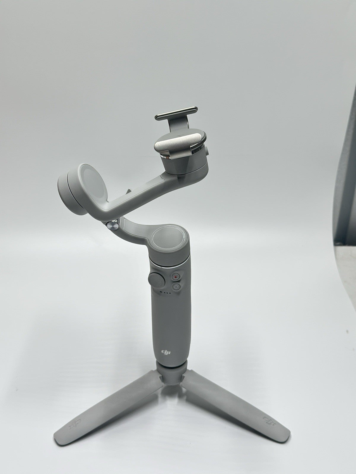 DJI OM 5 Smartphone Gimbal Stabiliser - Athens Grey