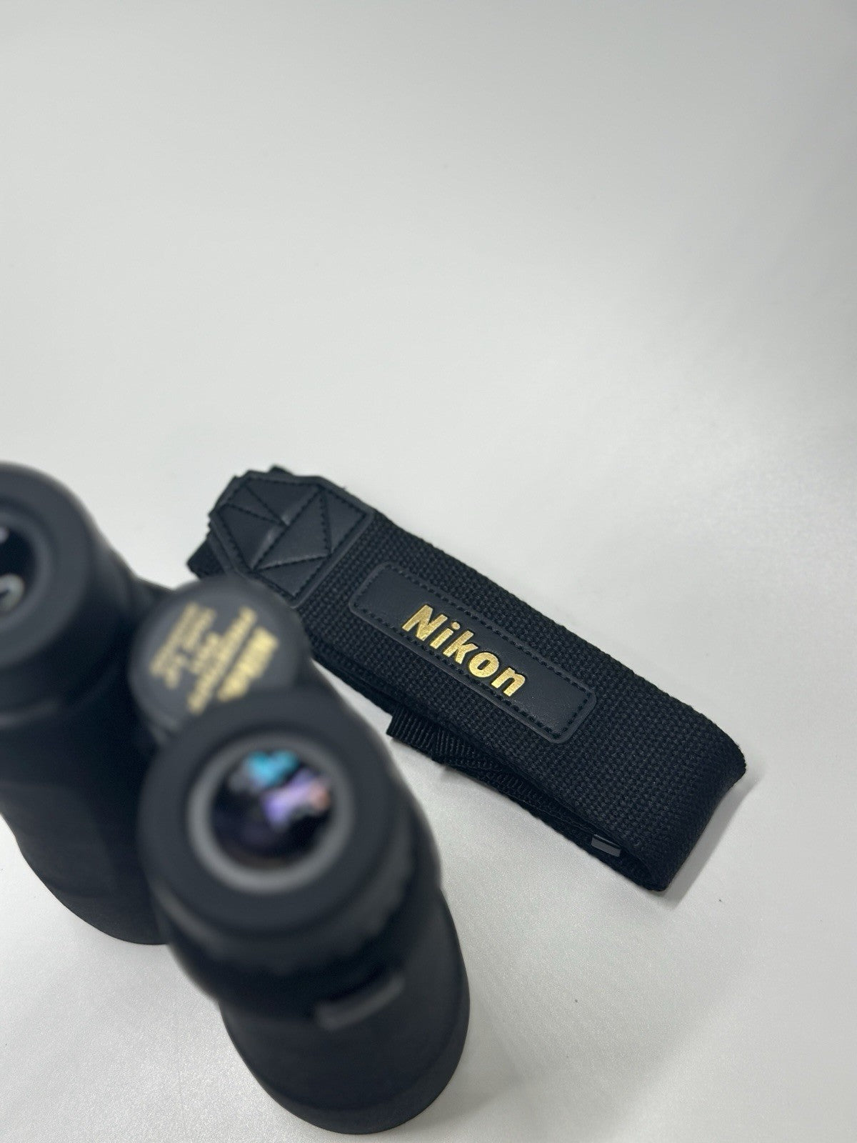 Nikon Prostaff 5 10x42 Binoculars MC Roof/Dach Prism- Grade A