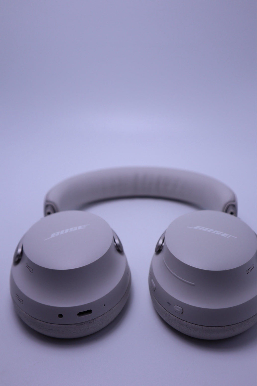 BOSE QuietComfort Ultra Noise Cancelling- Cream