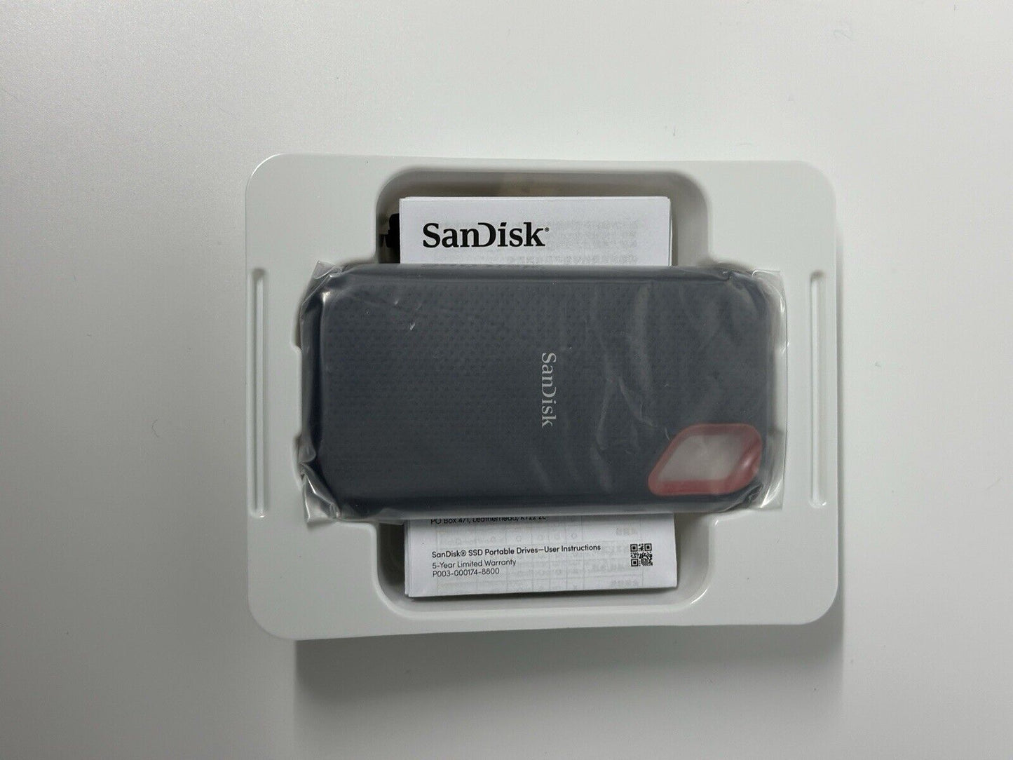 SanDisk Extreme Portable 4TB USB-C Portable External SSD (SDSSDE81-4T00-G25)