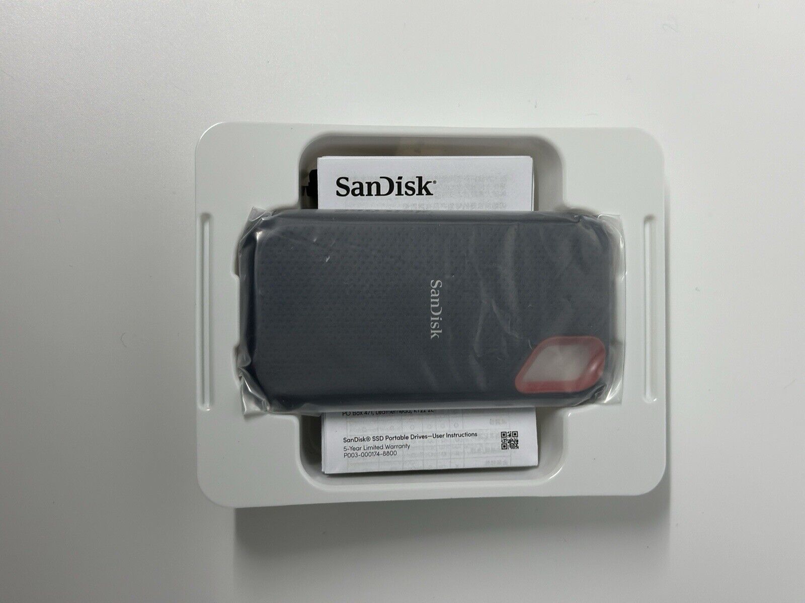 SanDisk Extreme Portable 4TB USB-C Portable External SSD (SDSSDE81-4T00-G25)