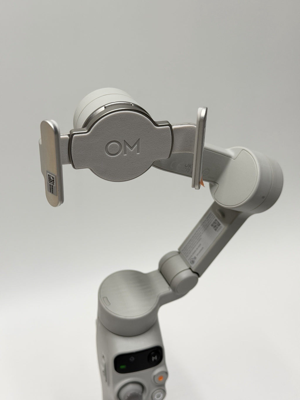 DJI Osmo Mobile 7 Smartphone Gimbal - 10hour Battery Life - Grade A