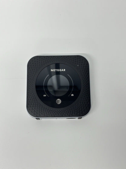  Netgear Nighthawk M1 Gigabit LTE Mobile Router 