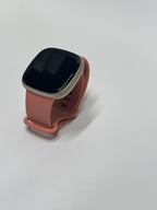 Fitbit Versa 3 Smartwatch + GPS – Pink/Gold