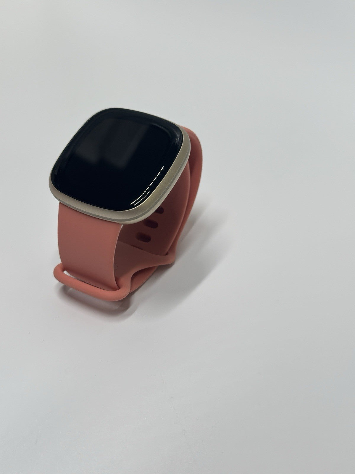 Fitbit Versa 3 Smartwatch + GPS – Pink/Gold