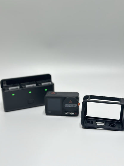 DJI Osmo Action 4 Adventure Combo