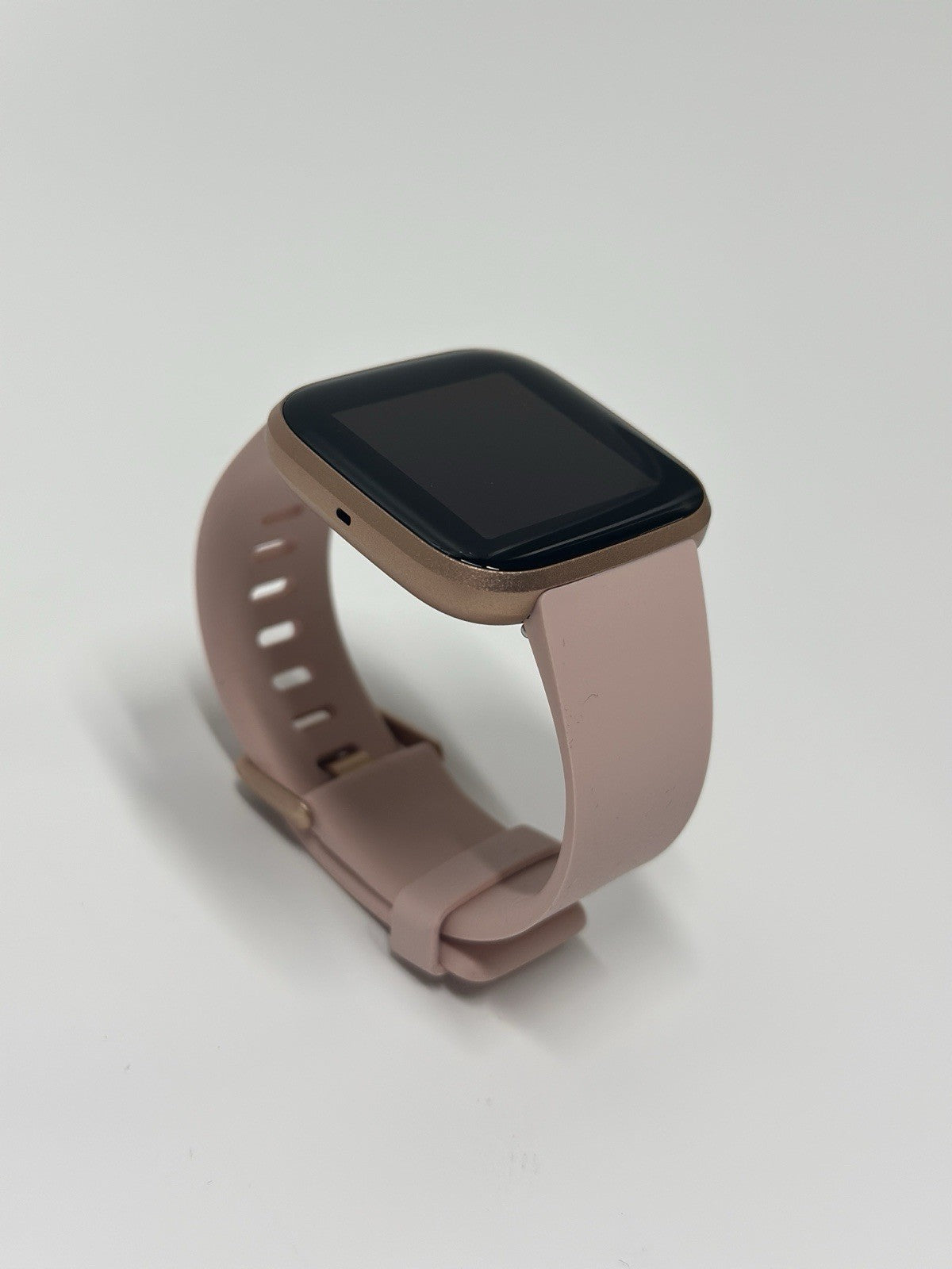 Fitbit Versa 2 Health & Fitness Smartwatch with Voice Control - Rose Gold