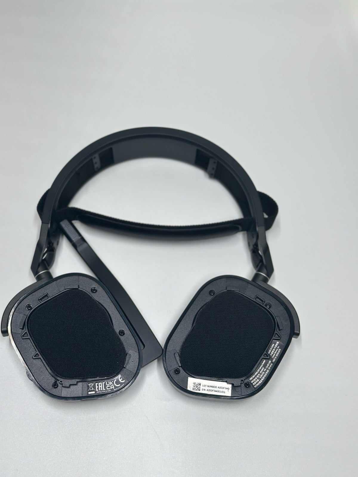 Corsair HS80 MAX Steel Grey Wireless Gaming Headset with Bluetooth Dolby Atmos