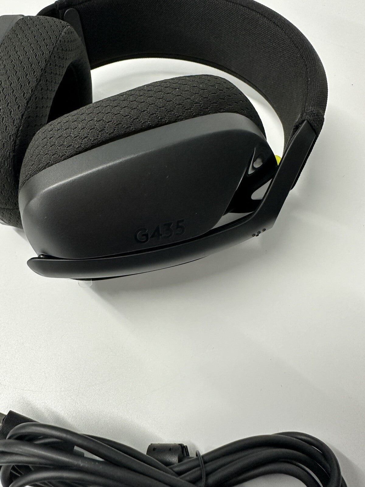 Logitech G435 Wireless Gaming Headset ,dongle (USB Receiver Missing)