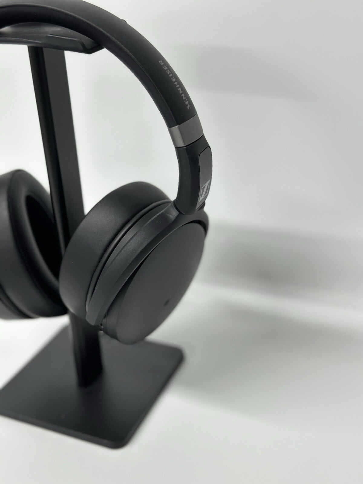 Sennheiser HD 450BT Over Ear Wireless Headphones - Black