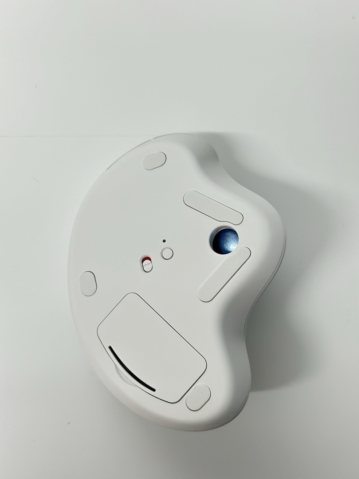 Logitech ERGO M575 Wireless Trackball - Off-White