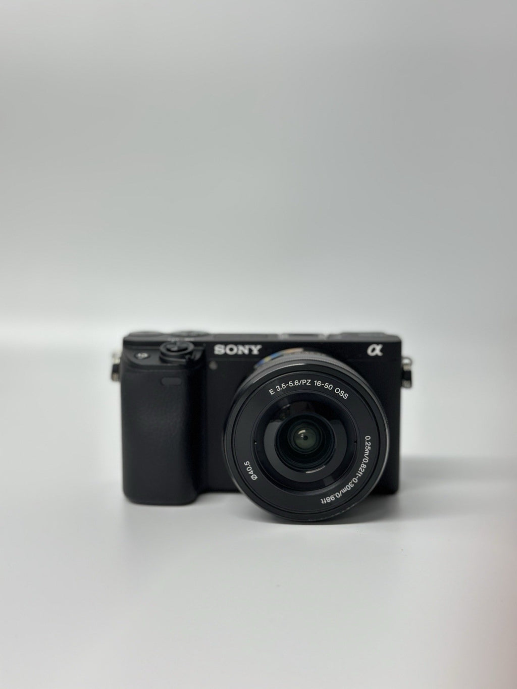 Sony Alpha A6400 24.2 MP Digital Camera - Black (Kit with 16-50mm Lens) Grade A!