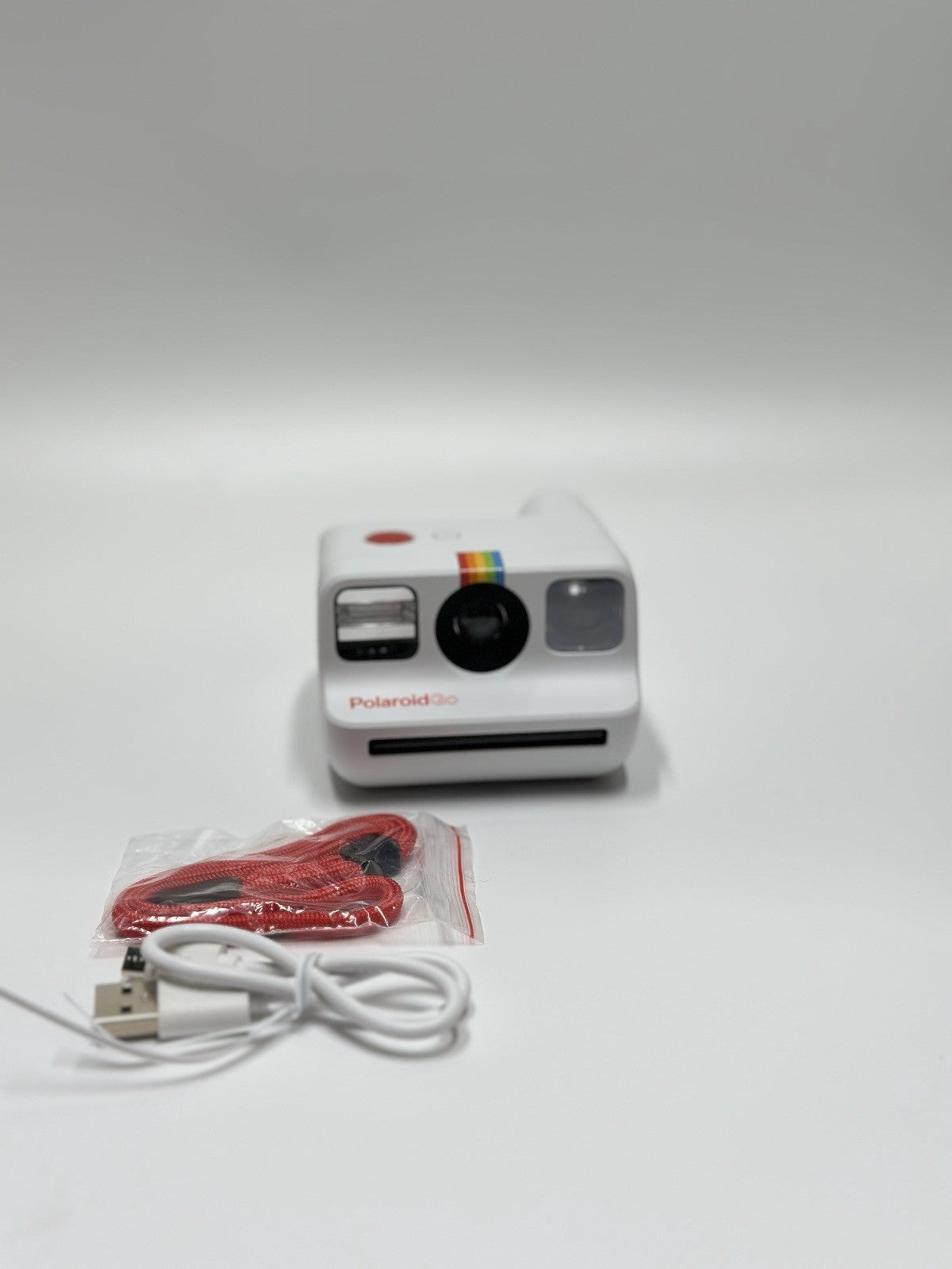 USED Polaroid Go Instant Film Camera - White