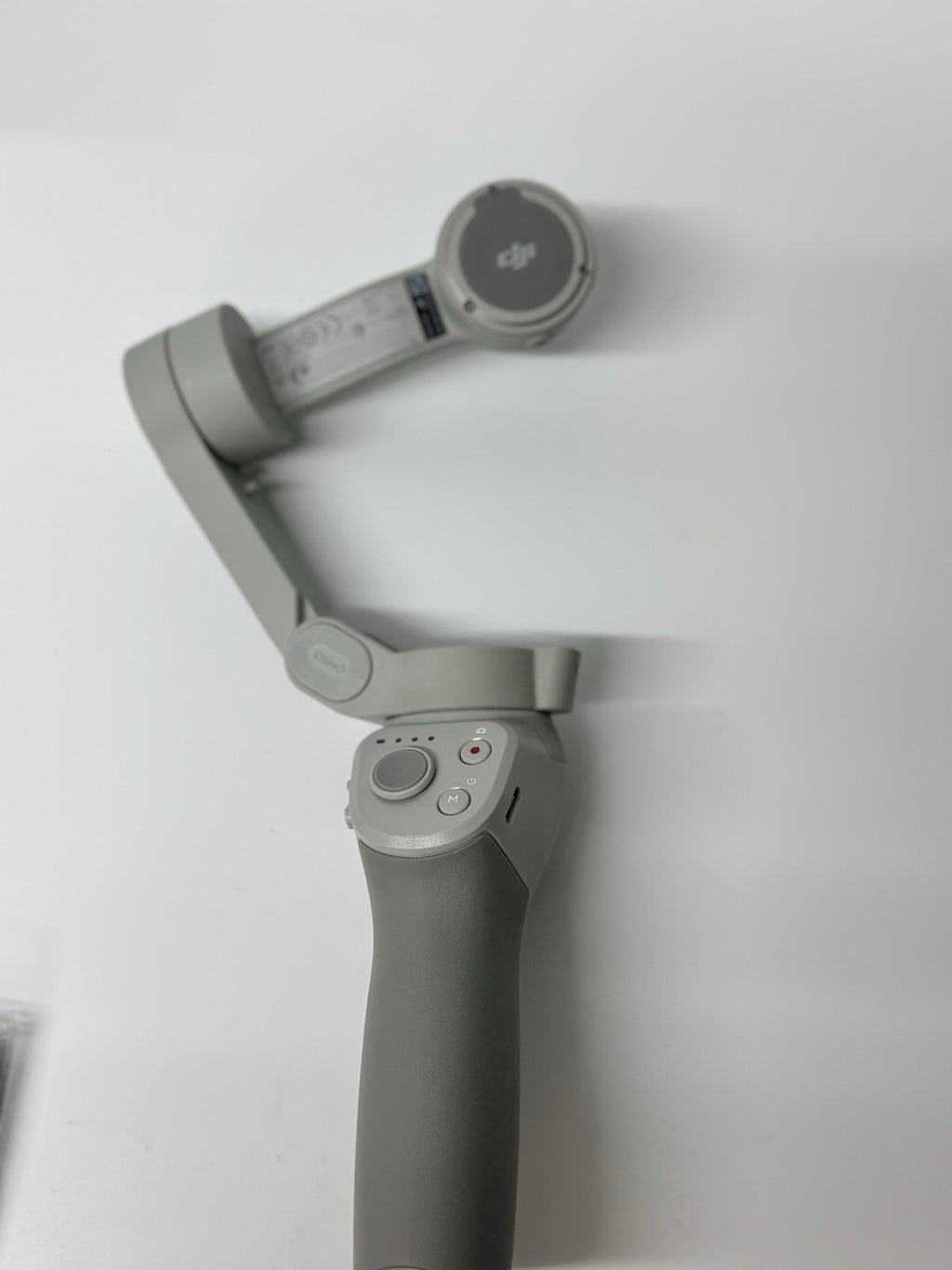 DJI OM 4 Combo Gimbal – Foldable Stabilizer for iPhone/Android – Barely Used
